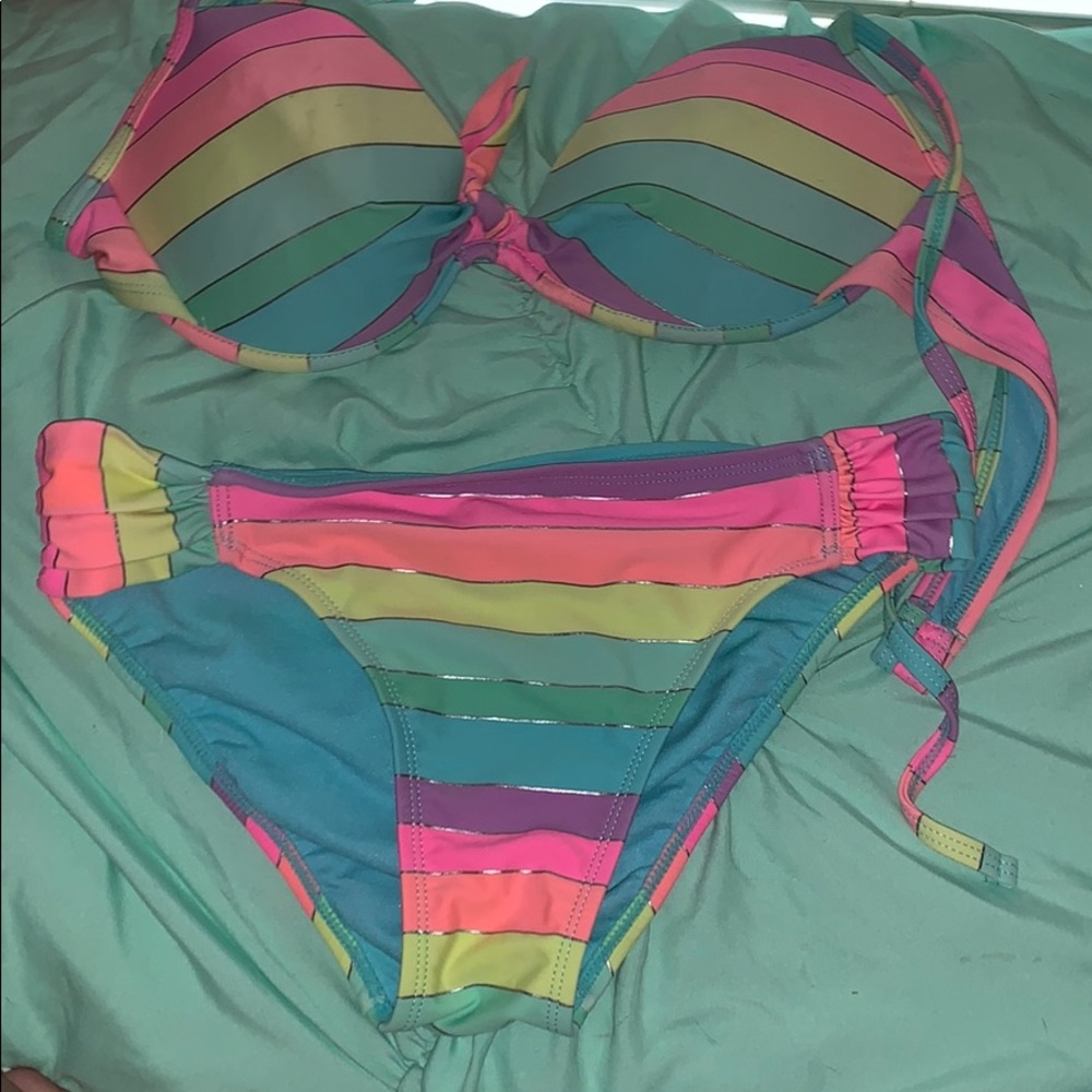 multi-color, push-up top w/ bikini bottoms